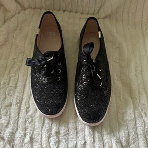Kate Spade black glitter shoe Size 8